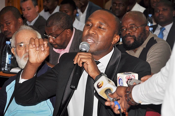 Debate sobre as Dívidas Ocultas